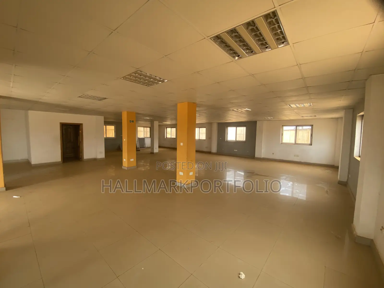 17000 SQM Warehouse With Office Space for Rent Tema