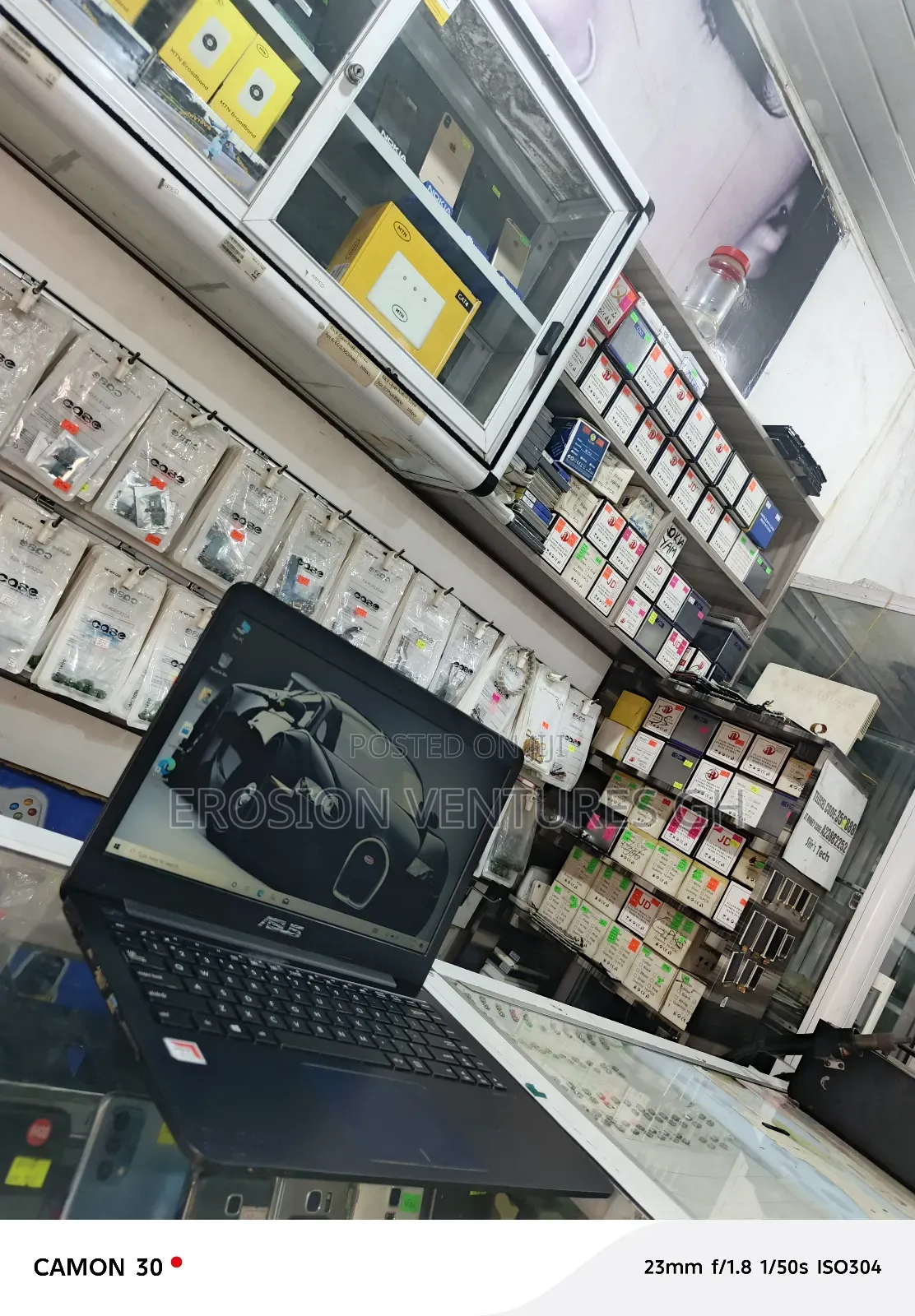 Laptop Asus 8GB AMD A8 SSD 128GB