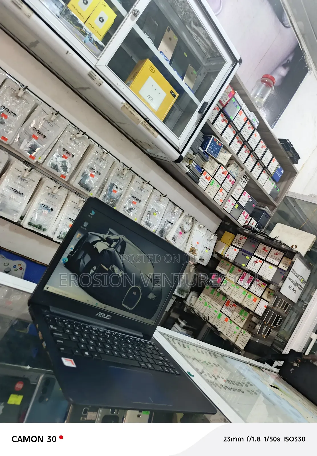 Laptop Asus 8GB AMD A8 SSD 128GB