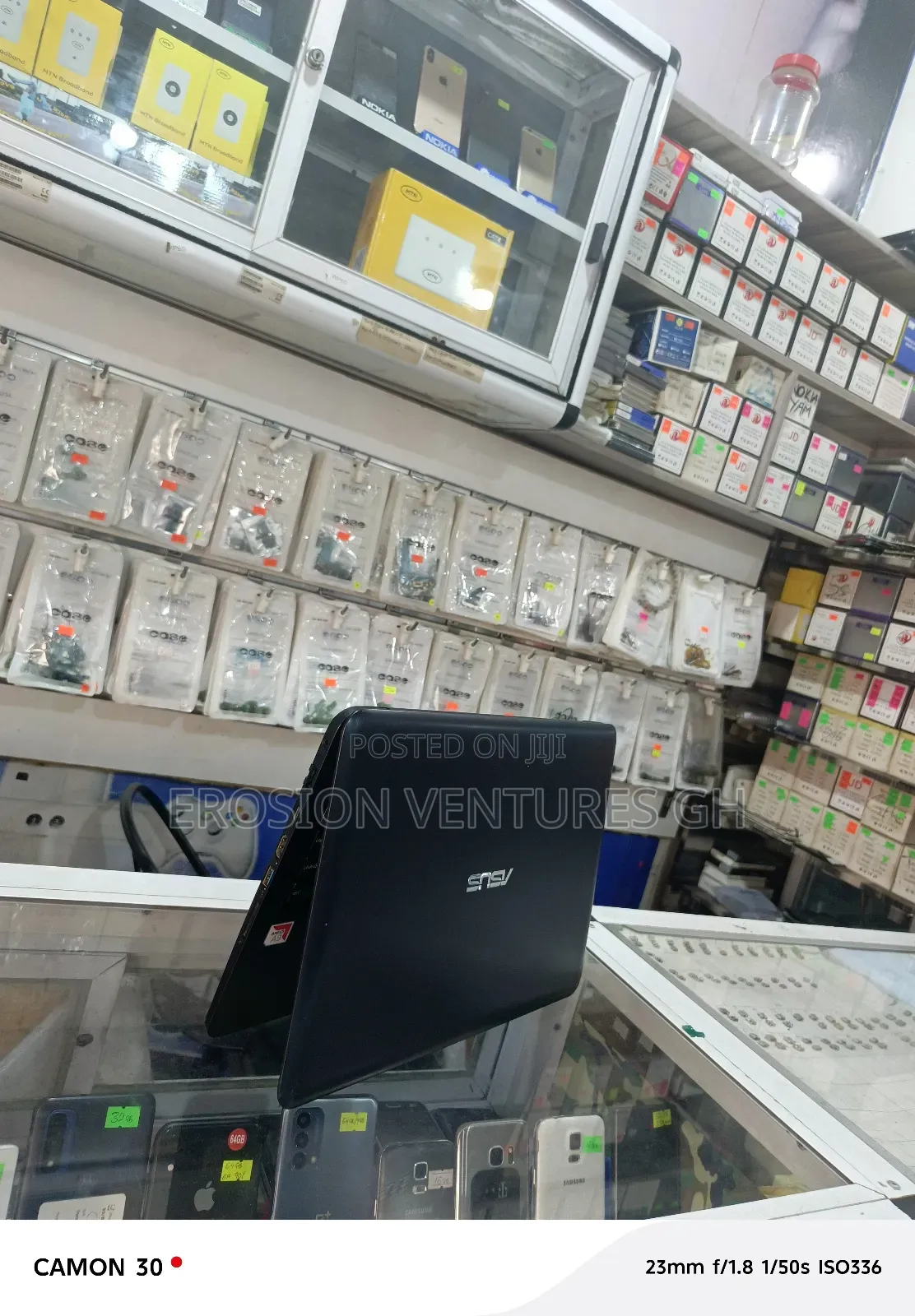Laptop Asus 8GB AMD A8 SSD 128GB