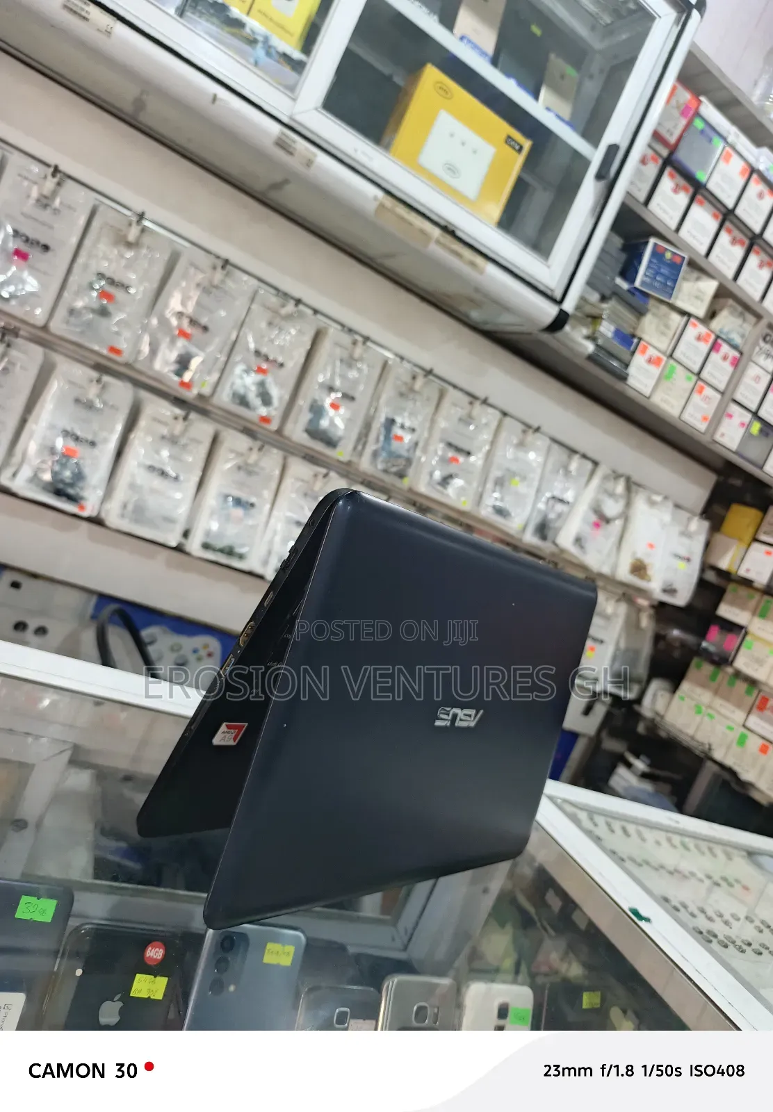 Laptop Asus 8GB AMD A8 SSD 128GB