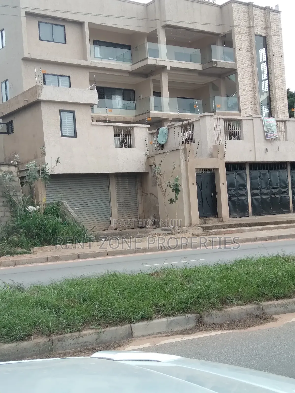 Air B and B/Shot Stay Apartment