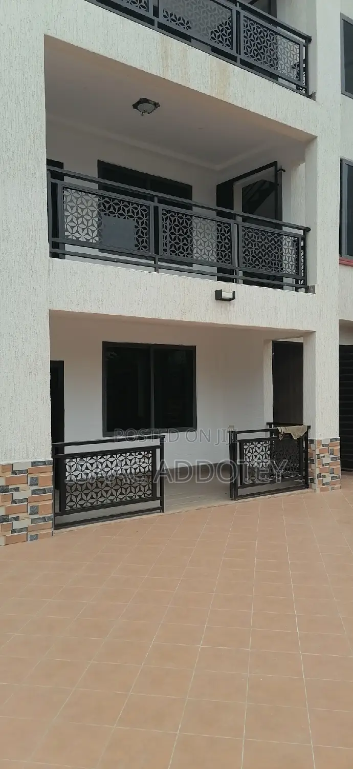 2bdrm Apartment in Sakumono Estate, Spintex for rent