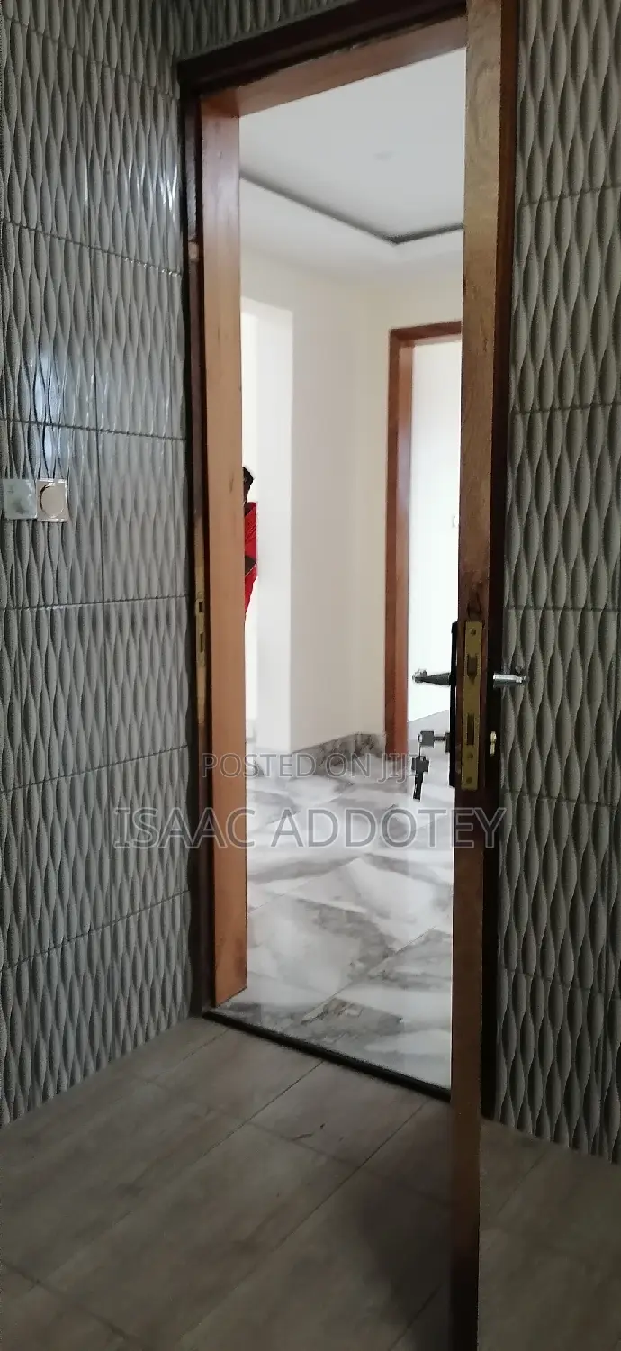 2bdrm Apartment in Sakumono Estate, Spintex for rent