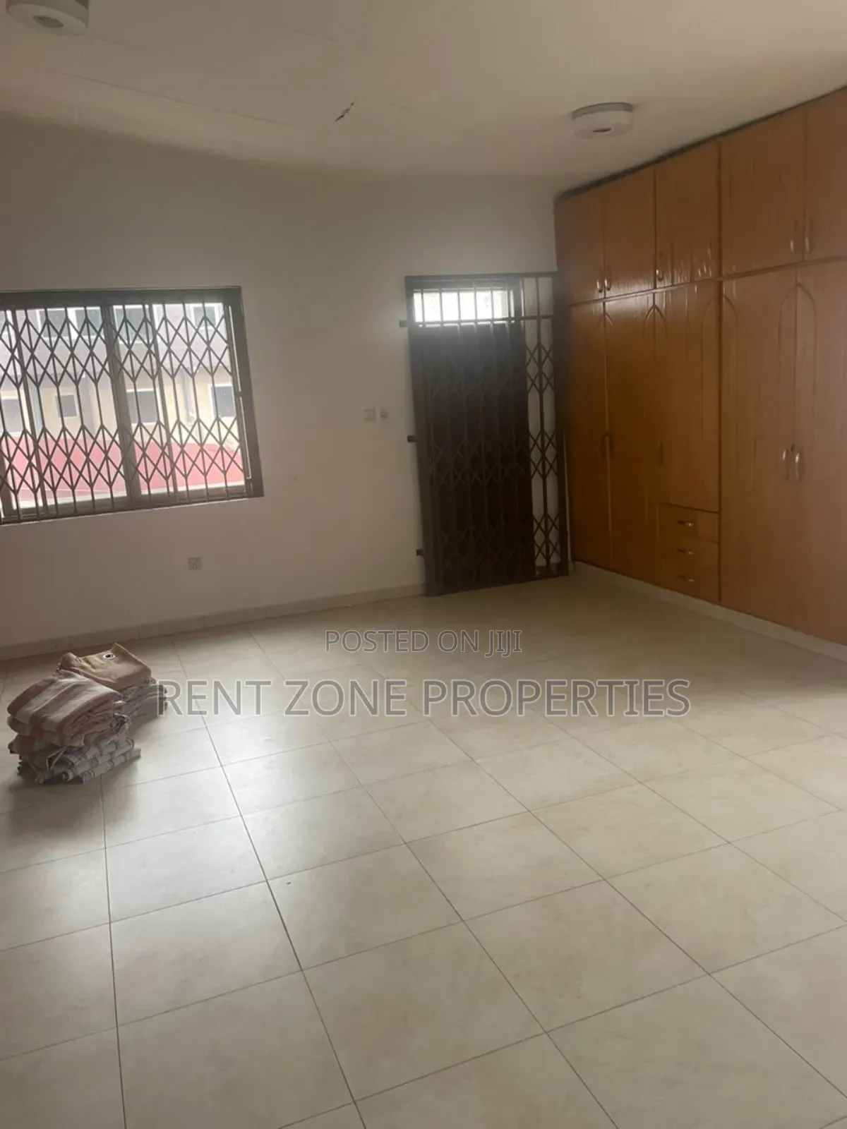 5bdrm Mansion in Rent Zone Properties, West Legon for rent