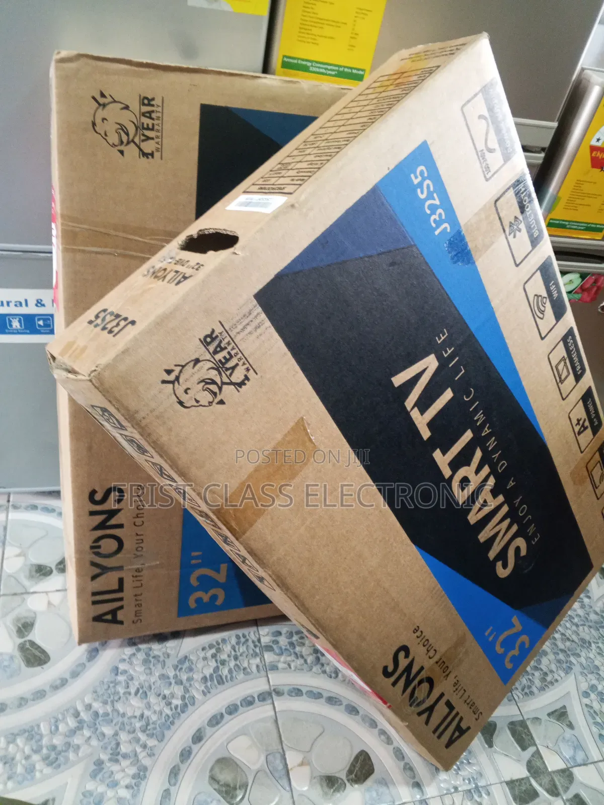 Entertainment and Fun Hub Ailyons Smart 32