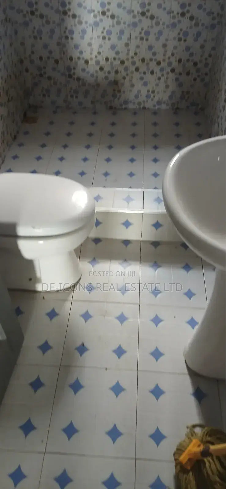 1bdrm Apartment in De-Icons Real Estate, Awutu Senya East Municipal