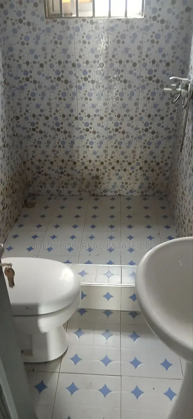 1bdrm Apartment in De-Icons Real Estate, Awutu Senya East Municipal
