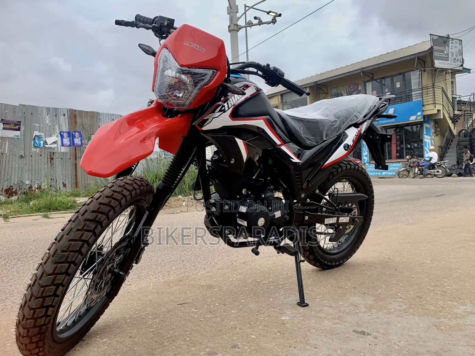 New Lifan LF200 2022 Red
