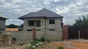 4bdrm House in Gyinyase Ramseyer, Kumasi Metropolitan for sale