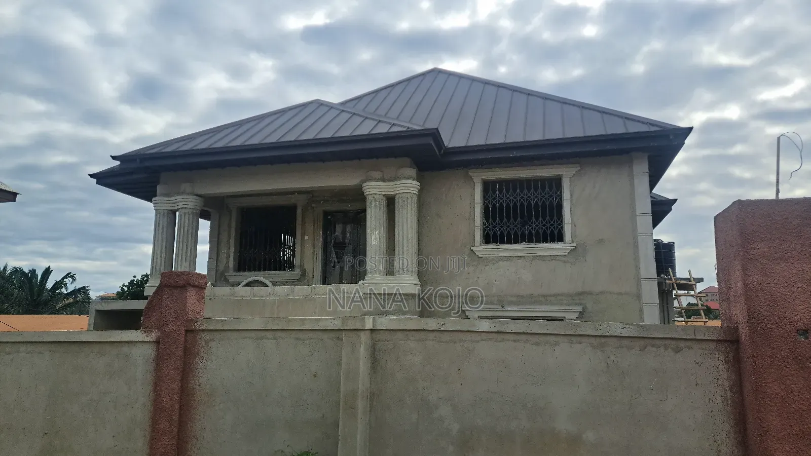 4bdrm House in Gyinyase Ramseyer, Kumasi Metropolitan for sale