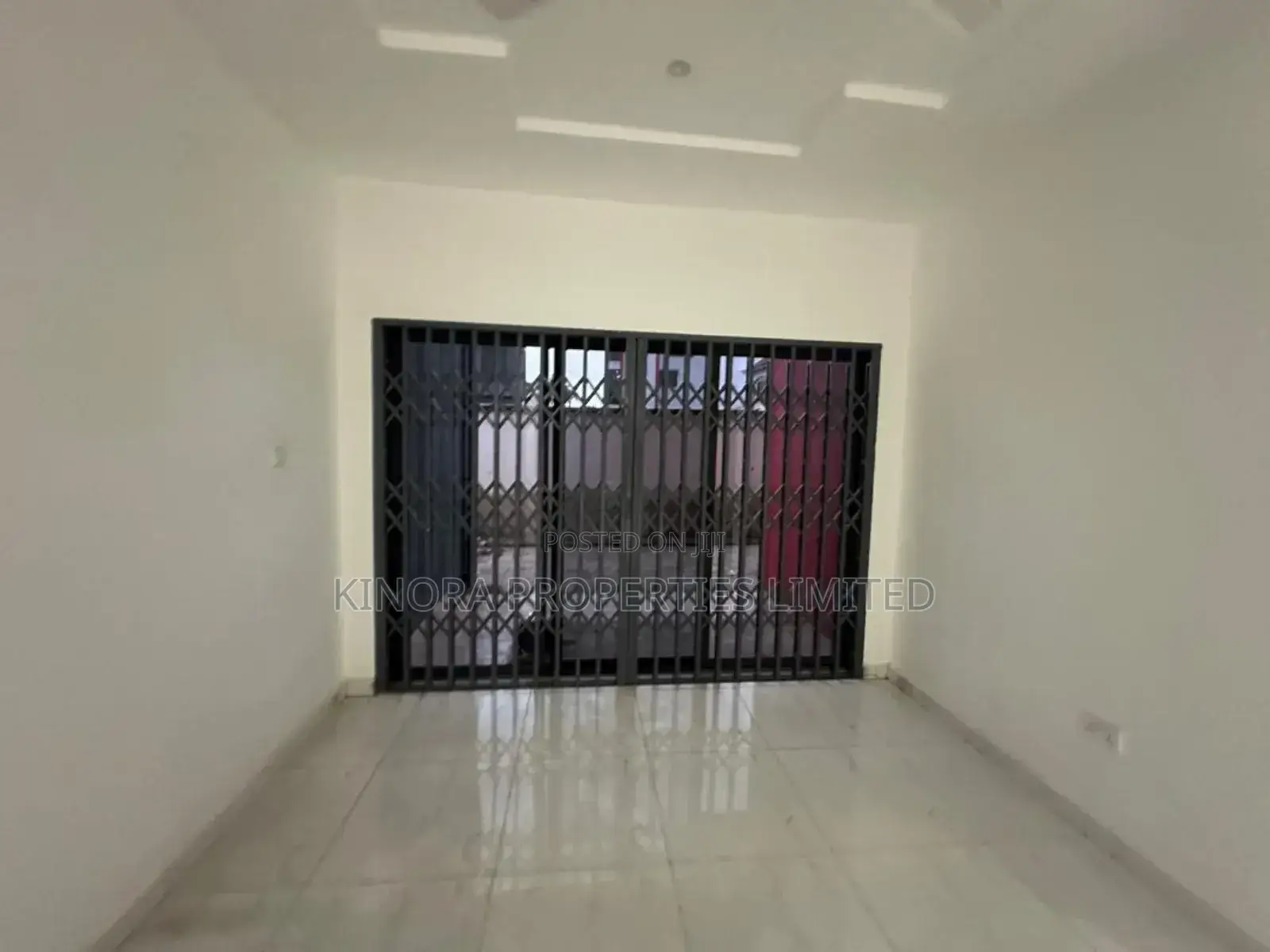 3bdrm Townhouse / Terrace in Frafraha, Barrier for rent