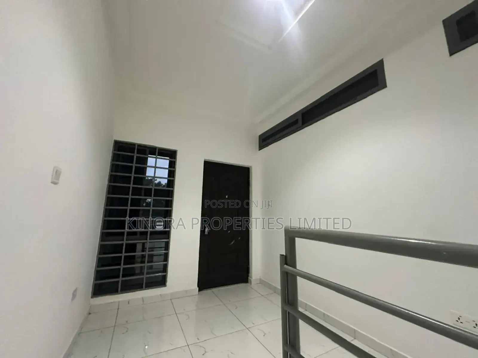3bdrm Townhouse / Terrace in Frafraha, Barrier for rent