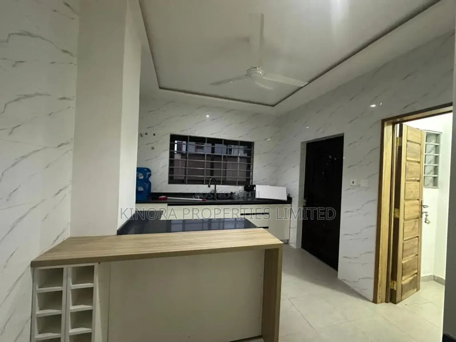 3bdrm Townhouse / Terrace in Frafraha, Barrier for rent
