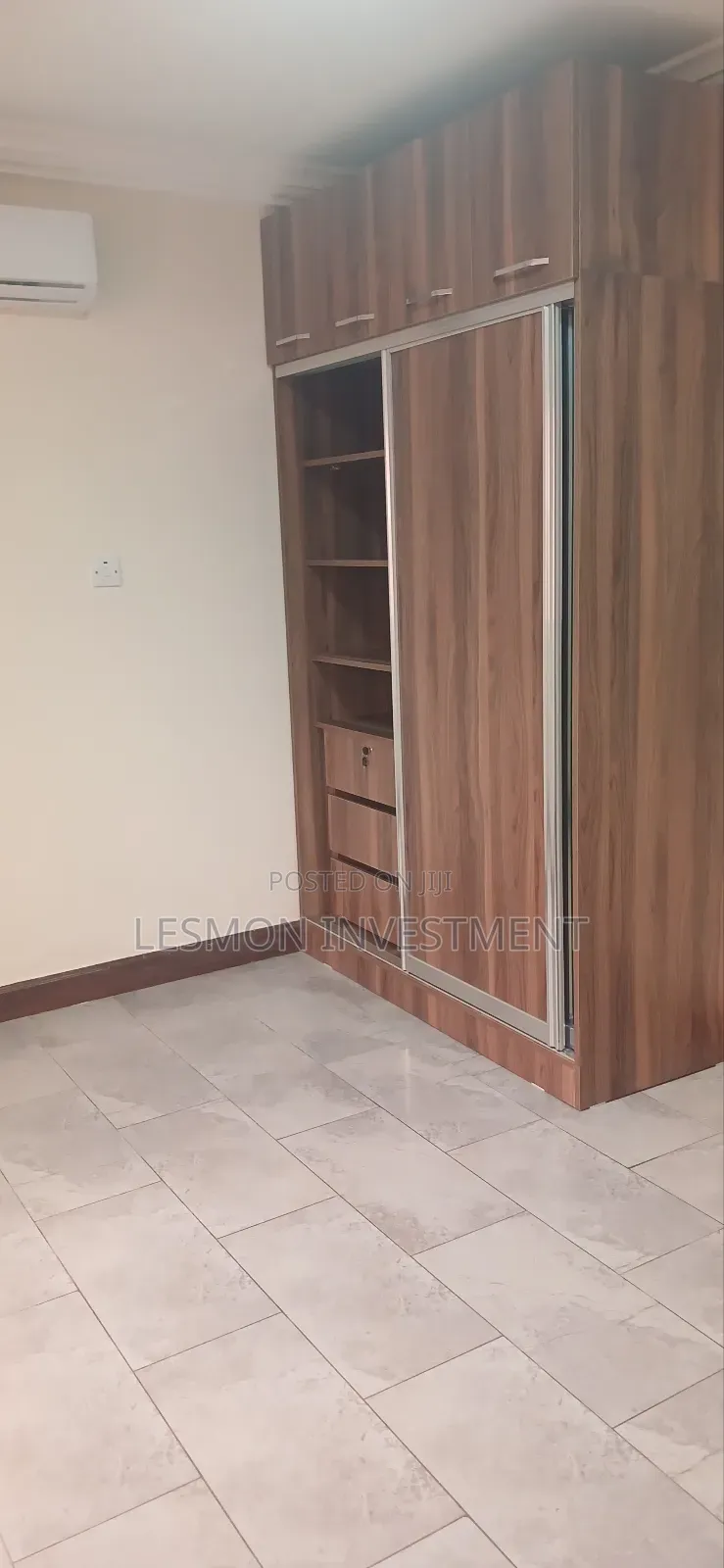 4bdrm House in East Airport, Papaye for rent