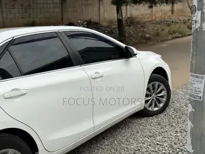 Toyota Camry 2016 White
