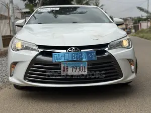 Toyota Camry 2016 White
