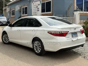 Toyota Camry 2016 White