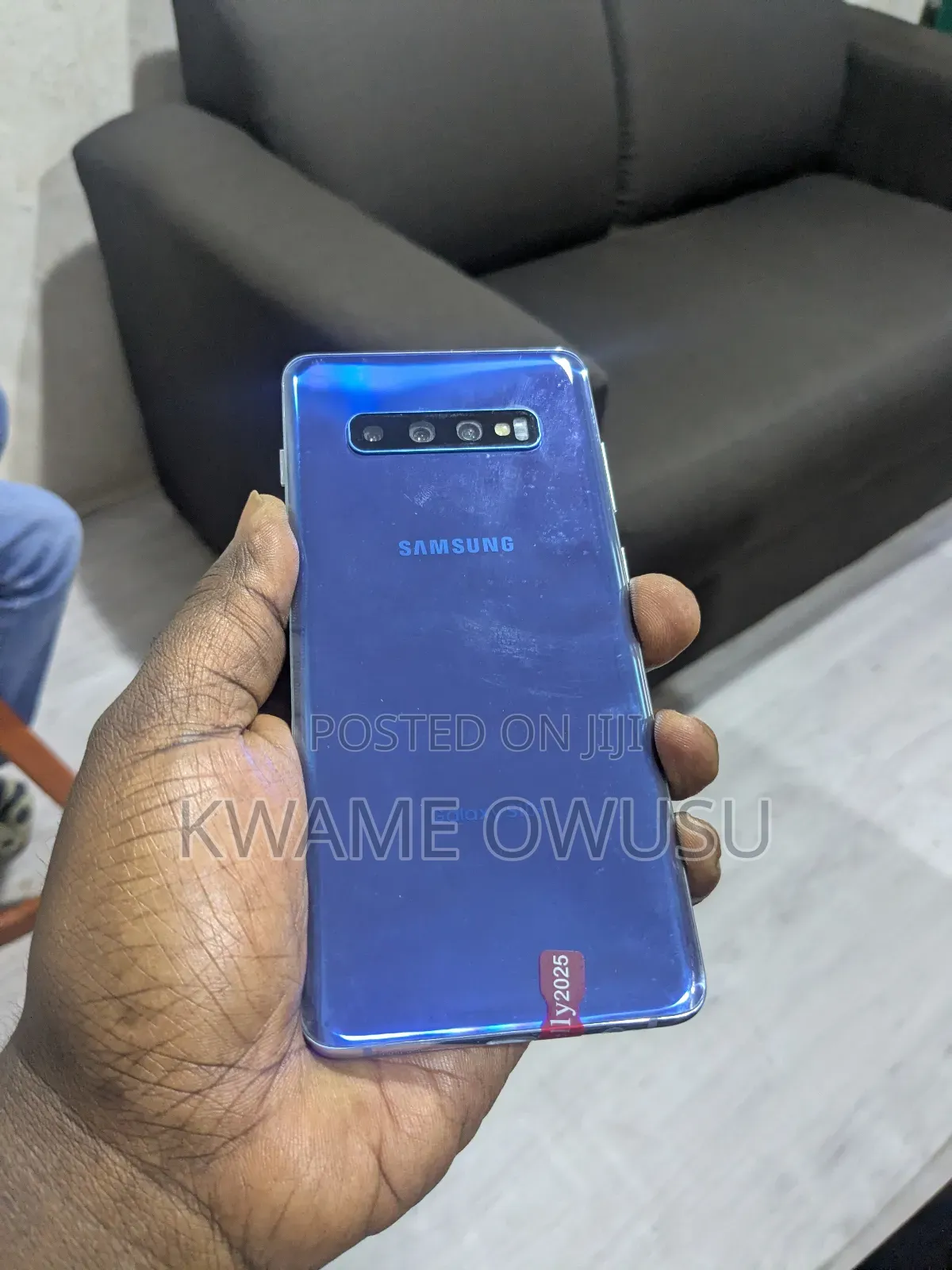 New Samsung Galaxy S10 Plus 128 GB Blue