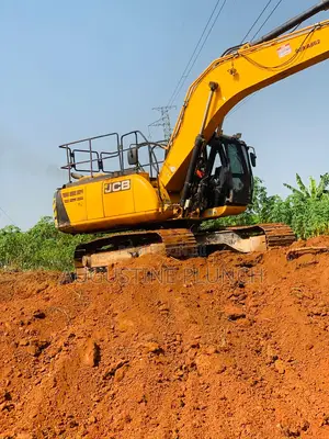 JCB Water Truck Excavator for Rental