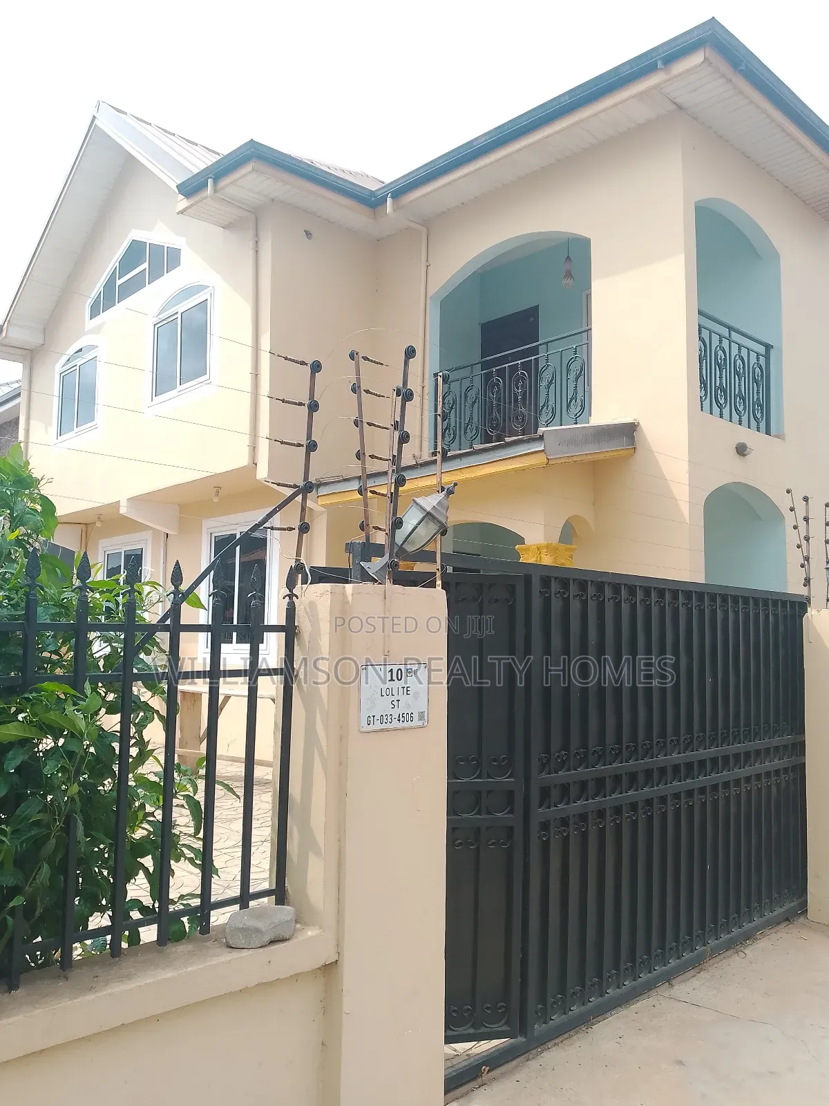 4bdrm House in Hfc Estate Area, Spintex for rent
