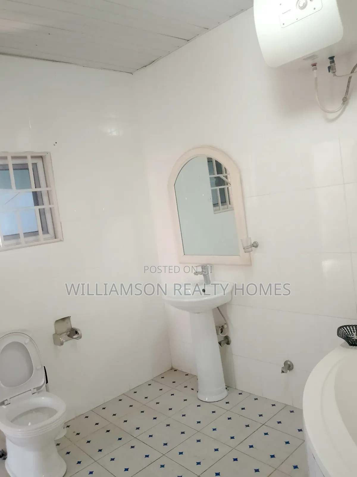 4bdrm House in Hfc Estate Area, Spintex for rent