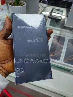 New Samsung Galaxy S22 Ultra 5G 512 GB Black