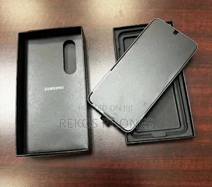 New Samsung Galaxy S24 128 GB Black