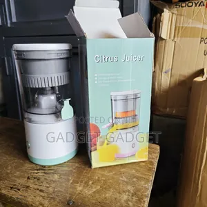 Electric Portable Citrus Juicer With Usd Rechargeable Battery