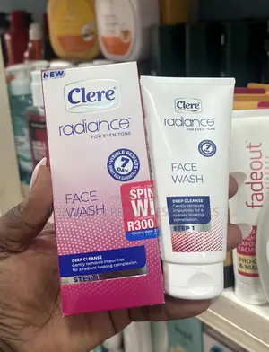 Clere Radiance Face Wash