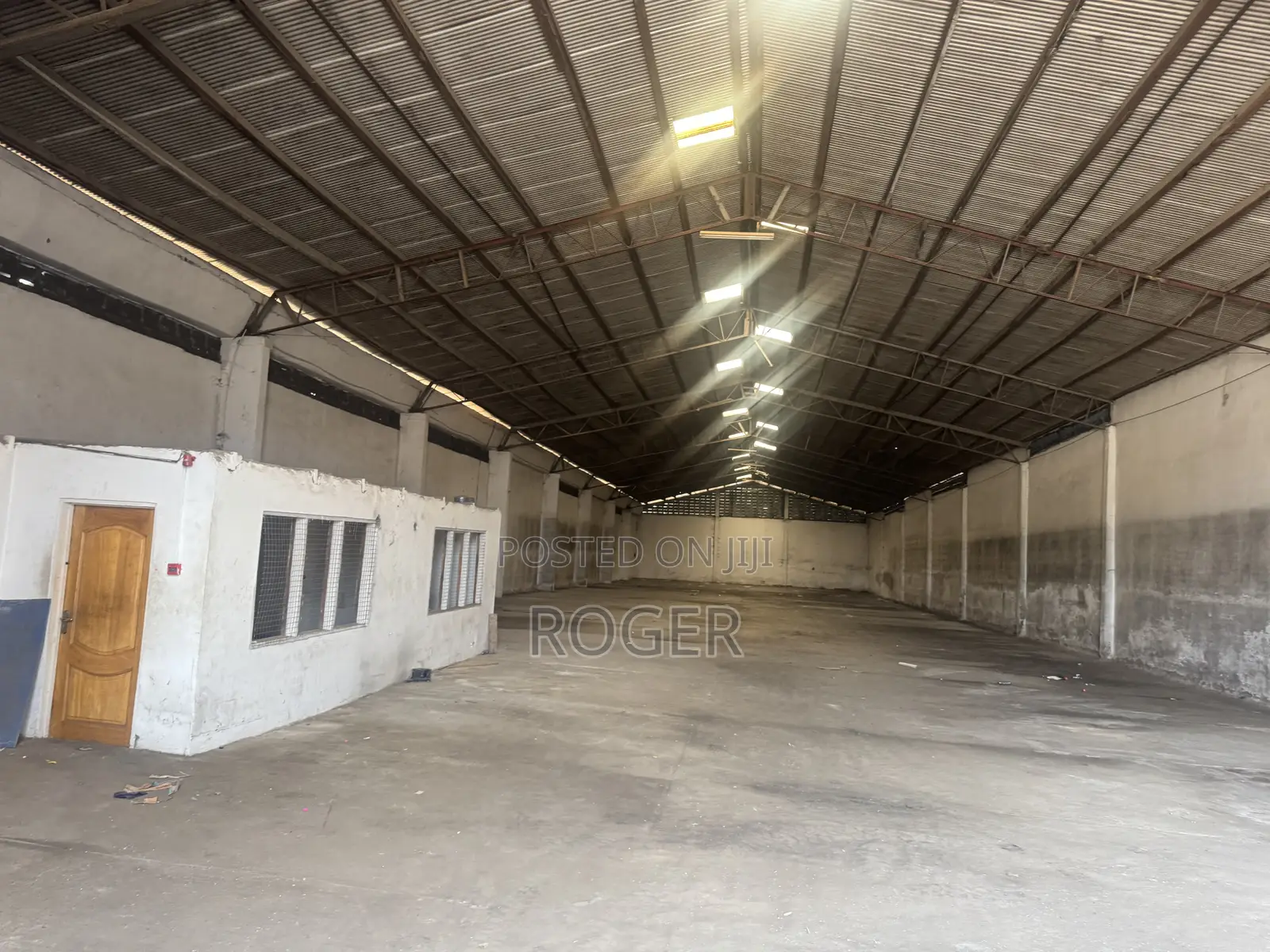 1300 SQM Warehouse for Rent at Dzorwulu