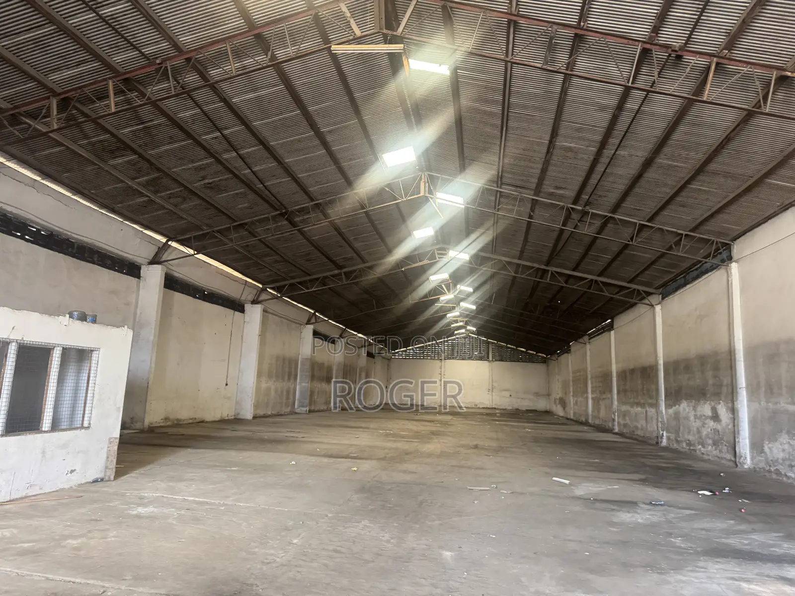 1300 SQM Warehouse for Rent at Dzorwulu