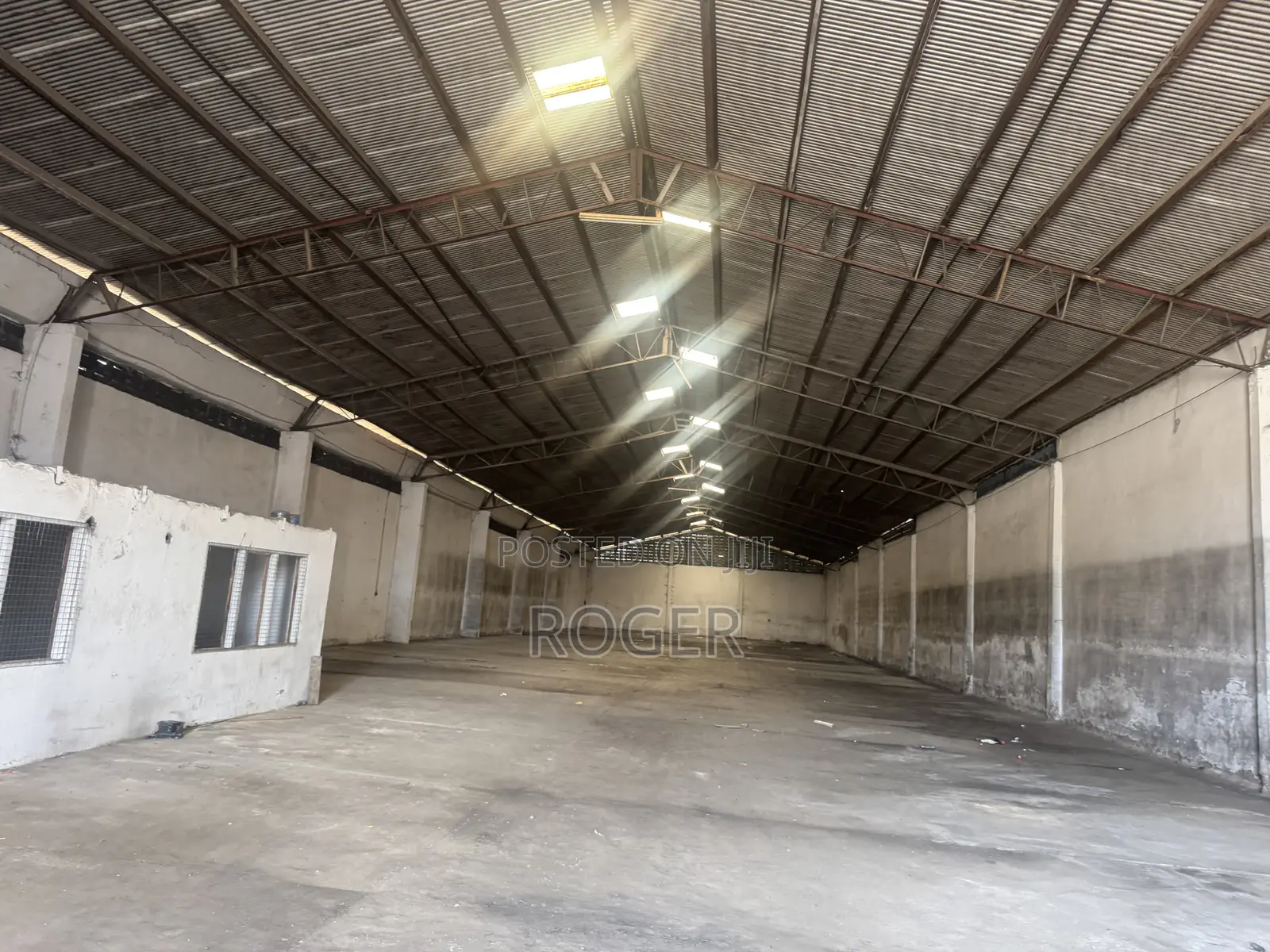 1300 SQM Warehouse for Rent at Dzorwulu