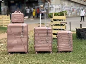 4set Durable Anticrake Luggages With Cosmetic Bag in Different Colors