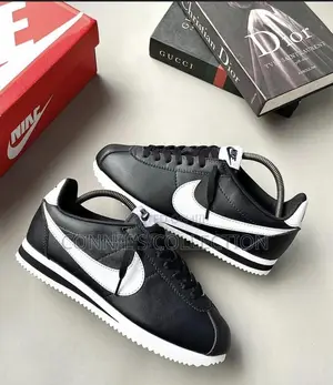 Nike Cortez