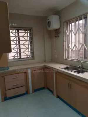 3bdrm Apartment in Dzorwulu for rent