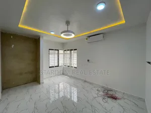 2bdrm Duplex in Lashibi for sale
