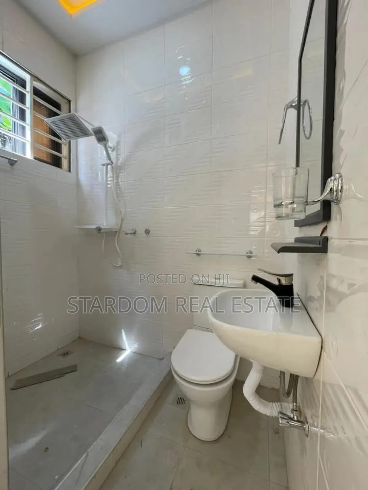 2bdrm Duplex in Lashibi for sale