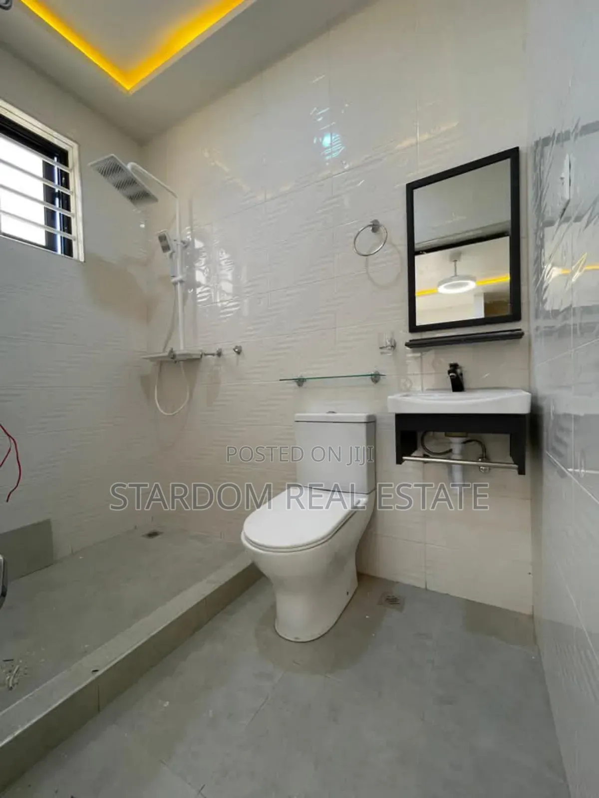 2bdrm Duplex in Lashibi for sale