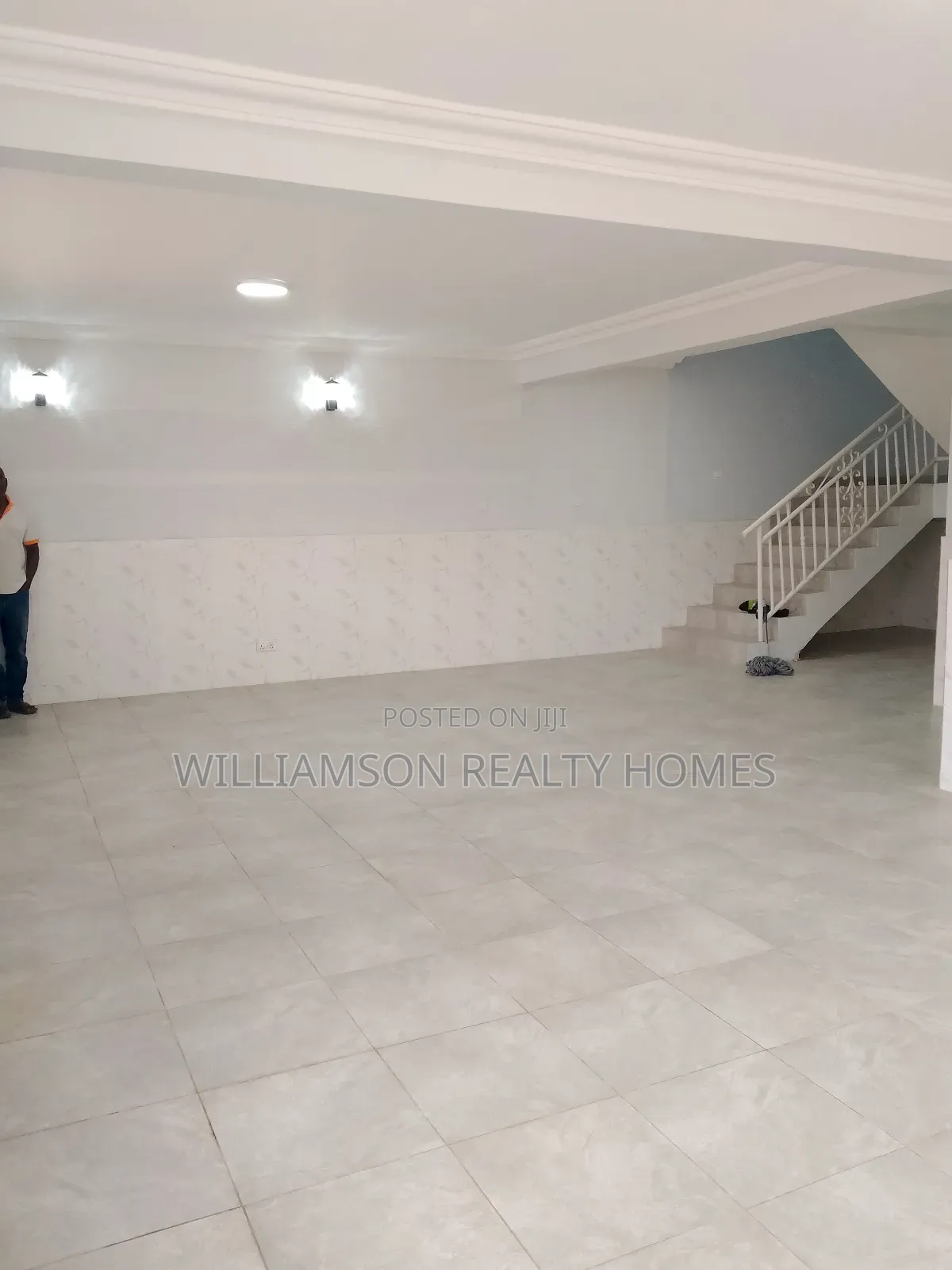 5bdrm House in Community 18 Area, Spintex for rent