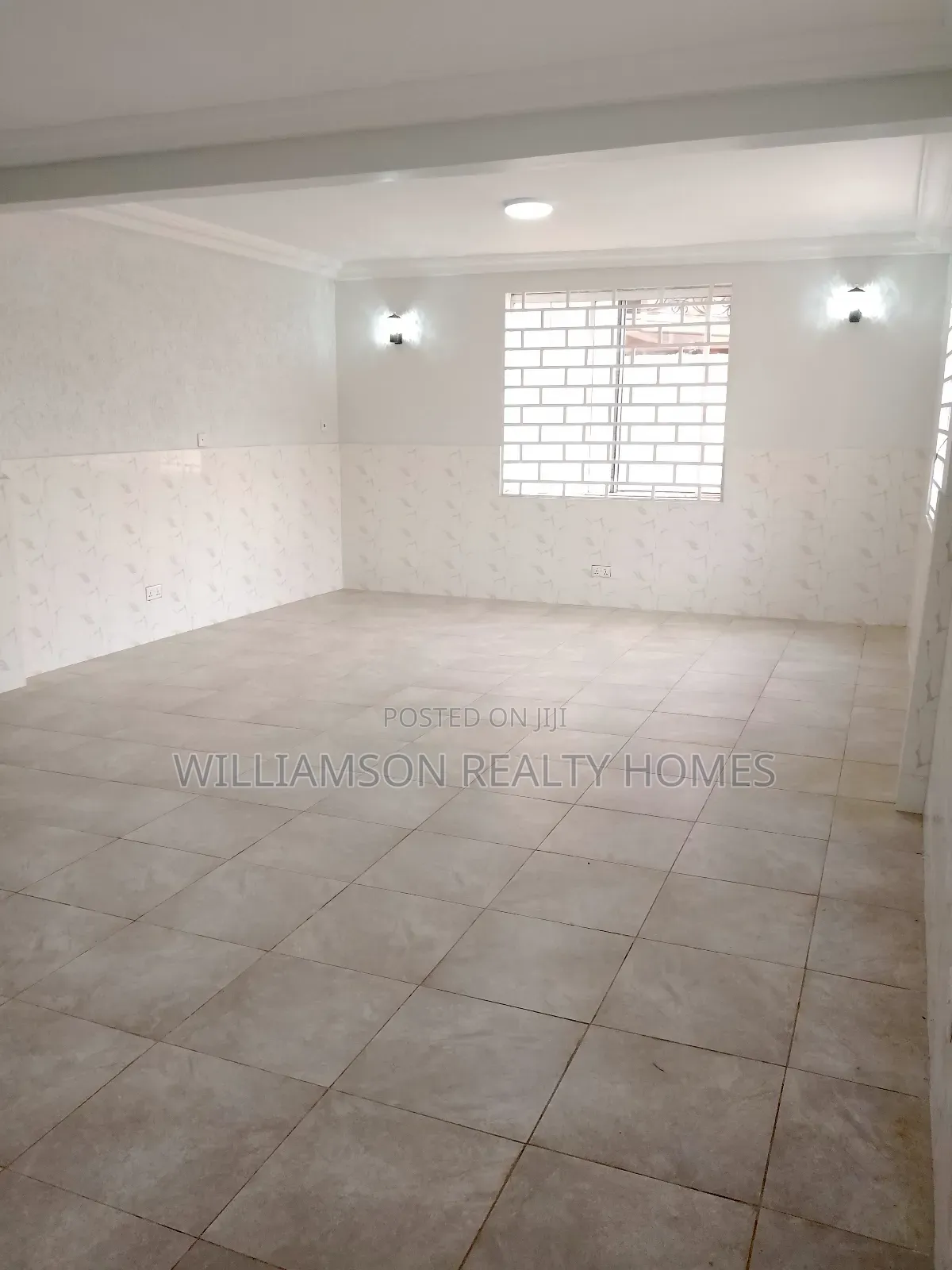 5bdrm House in Community 18 Area, Spintex for rent