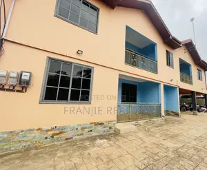 3bdrm Apartment in West Hills Mall Area for rent