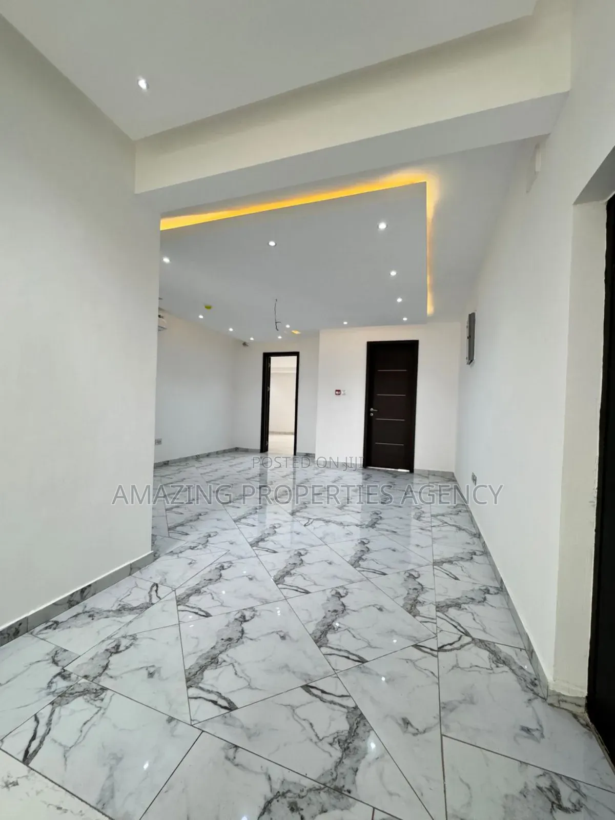 4bdrm House in Adjiriganor for sale
