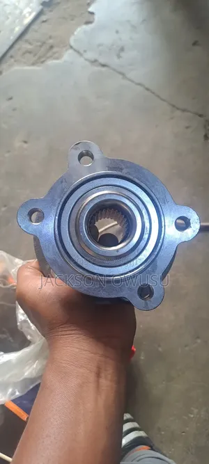 Ford Escape 2014 4×4 Back Hub Bearing