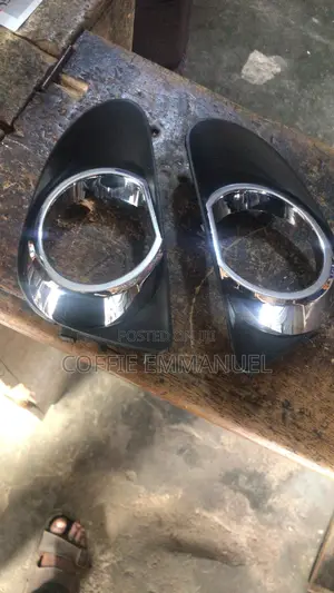 Toyota Vitz 2011 2012 Fork Light Covers