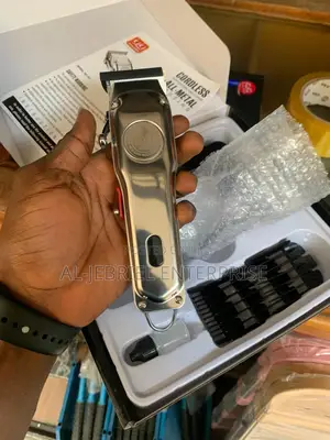 Kiki Rechargeable Clipper