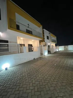 3bdrm House in Hfc Estate, Spintex for sale
