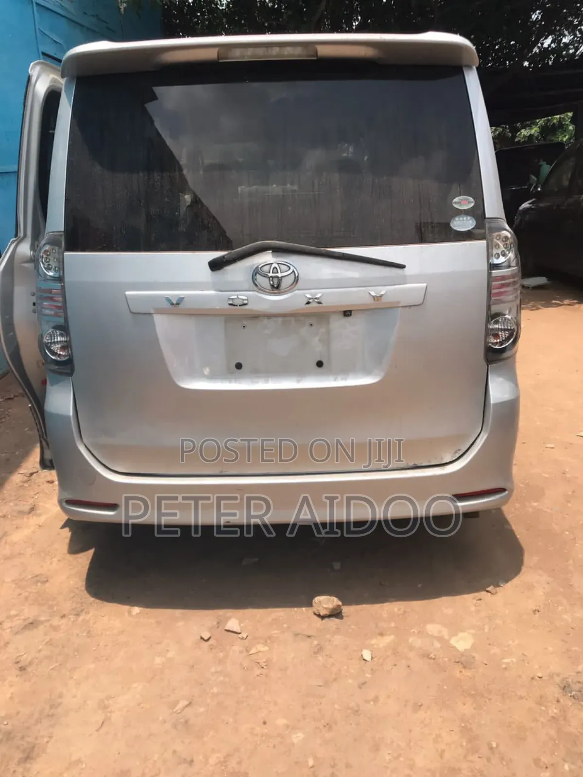 Toyota Voxy SV Premium 2014 White