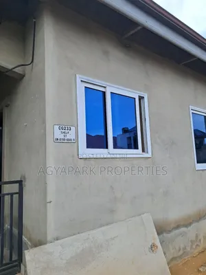 3bdrm House in Cocobod, Amasaman for sale