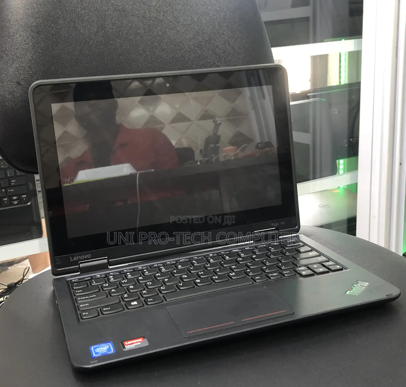 Laptop Lenovo Yoga 11e 4GB Intel SSD 128GB